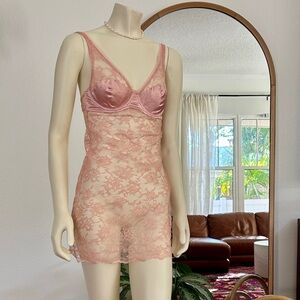 🩰 Vintage Y2K Balletcore Pink Lace & Satin Bodycon Slip. 36B / Size S